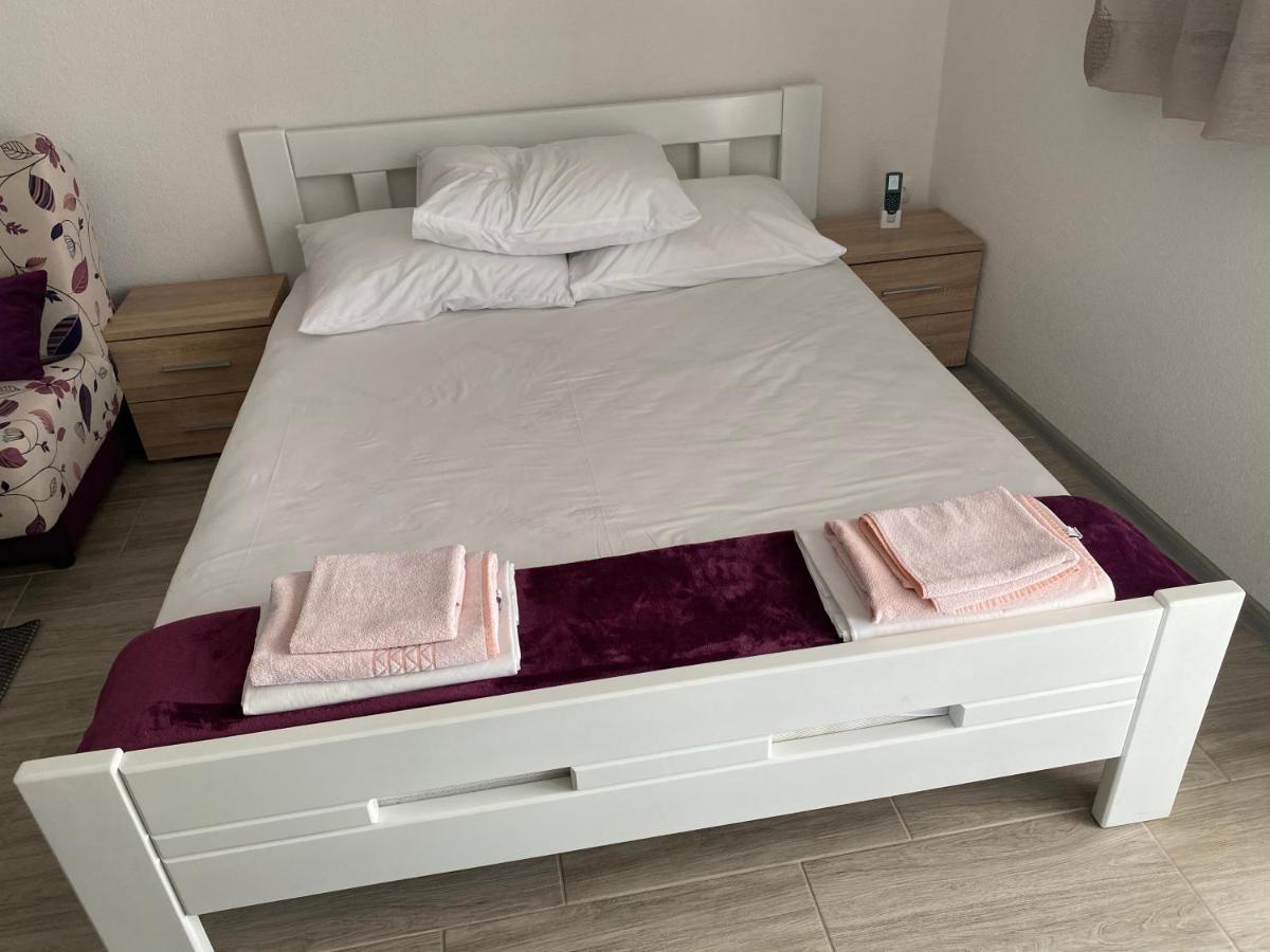 Apartmani Anita Stari Grad Kültér fotó