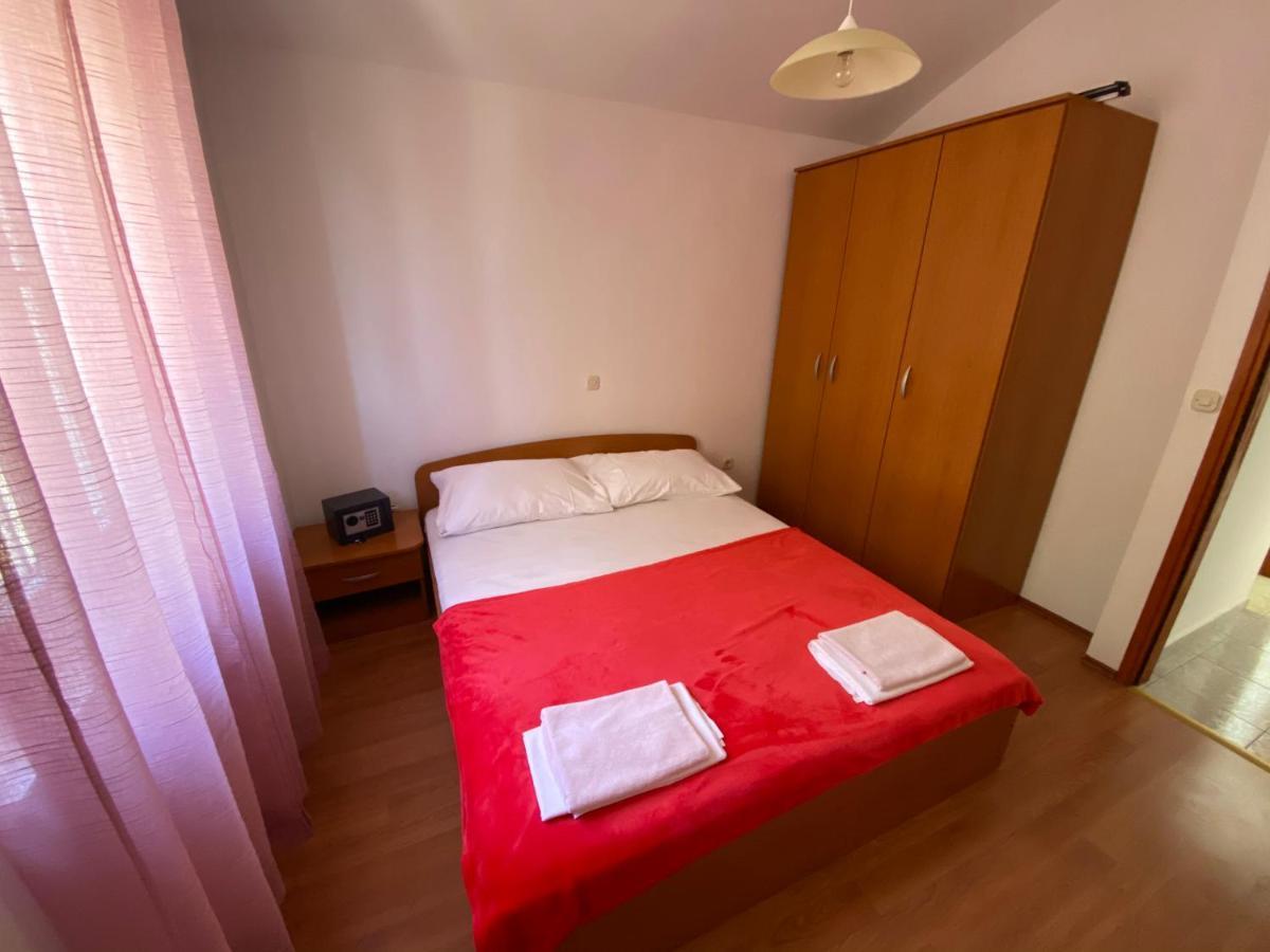 Apartmani Anita Stari Grad Kültér fotó